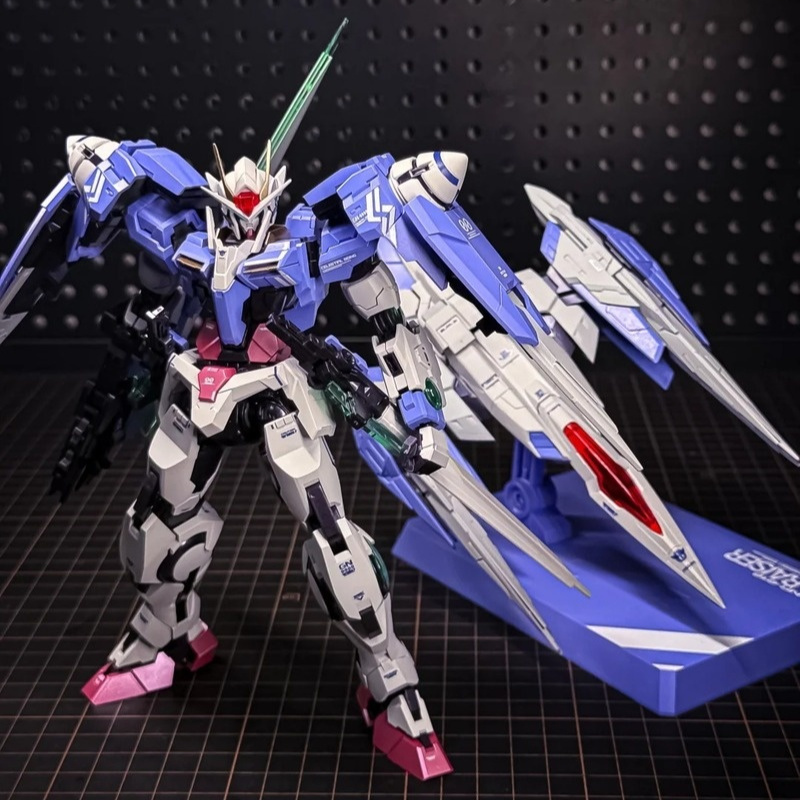 Nuovo Modello Menghu MB 1/100  - Model Kit Eva recensione e prezzo